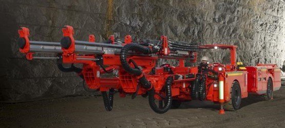 Sandvik DD220-L Development Drill Rig