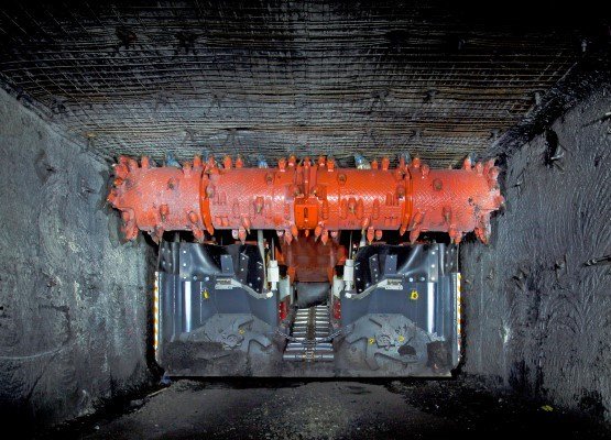 Sandvik MB650 bolter miner